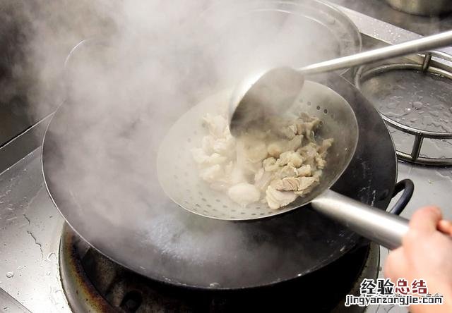 红烧羊肉的正确方法和步骤 羊肉怎么烧没有膻味