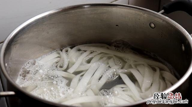 原来在家自制土豆粉这么简单 土豆粉是怎么做成的