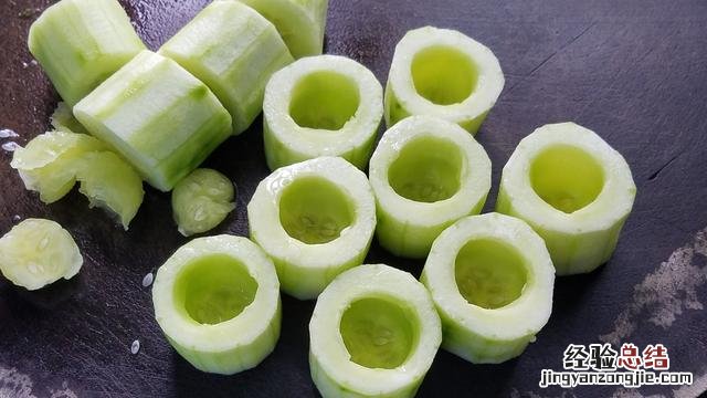 教你一道又香又好吃的蒜蓉黄瓜 蒜泥黄瓜怎么做好吃