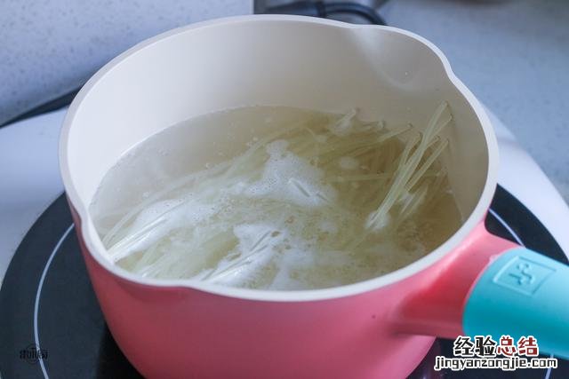 教你煮螺蛳粉的正确方法 螺蛳粉的做法怎么煮好吃
