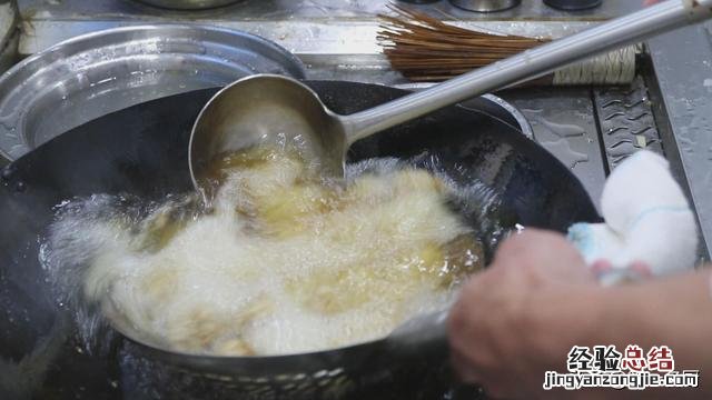 粉条肉丸子怎么炸才酥脆好吃 猪肉丸子怎么做好吃