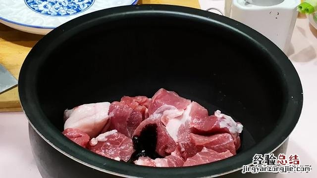 原来电饭锅也能做红烧肉 肉火烧怎么做又软又好吃