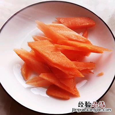 香辣藕丁的正确做法 炒藕丁的家常做法