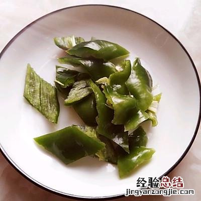 香辣藕丁的正确做法 炒藕丁的家常做法