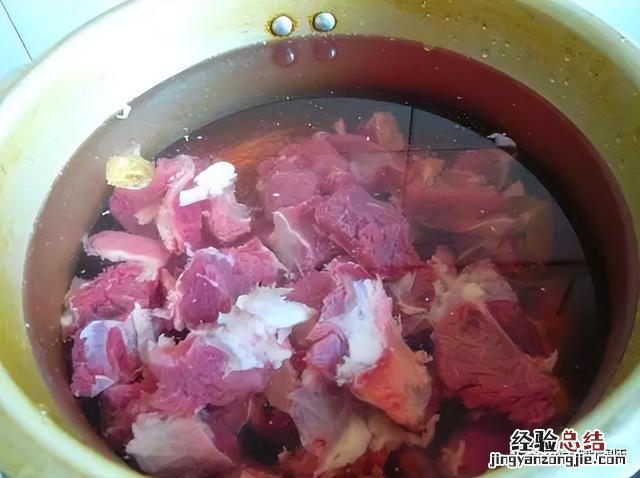 炖牛肉焯水的正确方法 如何炖牛肉才好吃