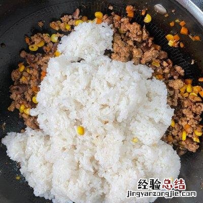 烧麦最简单家常做法 正宗鲜肉烧麦的做法