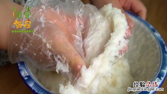 香甜糯米饼简单做法 如何做糯米饼好吃窍门