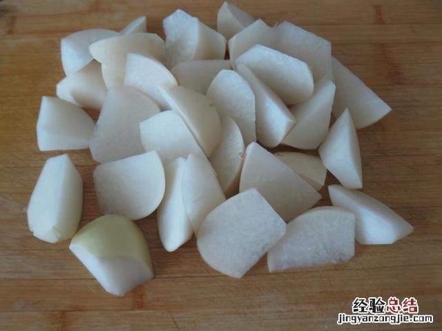 红烧羊肉最简单办法又烂又软不膻 红烧羊肉怎么做法好吃