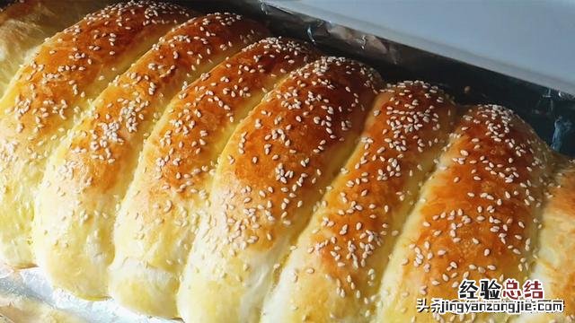 懒人面包不用烤箱不用揉出手套膜 最简单的免揉面包做法