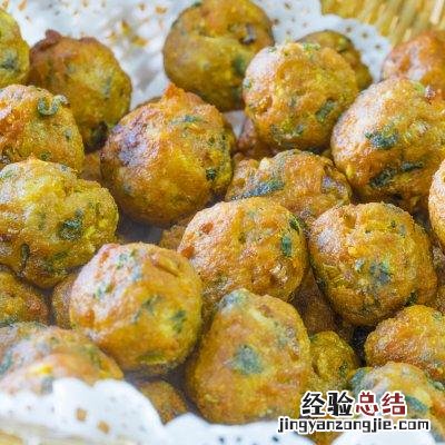 莲藕丸子怎样做才不回软 莲藕丸子的制作方法和配料