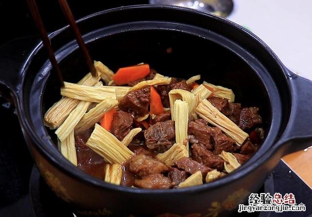 炖牛肉焯水的正确方法 炖牛肉怎么炖好吃又嫩