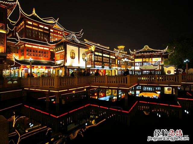 上海著名旅游景点有哪些地方 上海必去景点排行榜