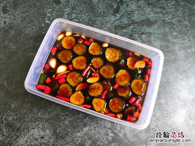 酒店版酸辣黄瓜的腌制方法 糖醋黄瓜怎么腌制又脆又好吃