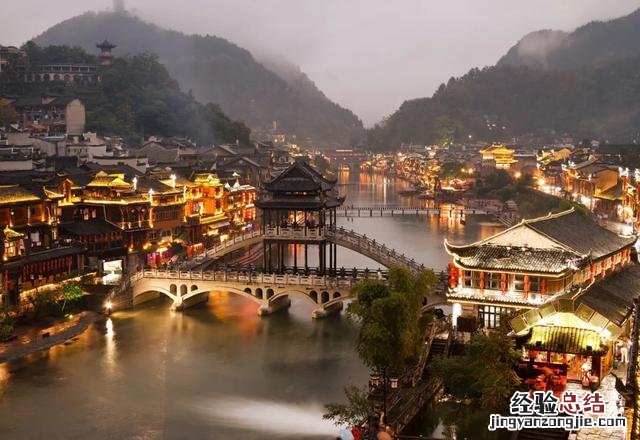 10大旅行地美到心碎值得一去 最值得去的旅行地排名