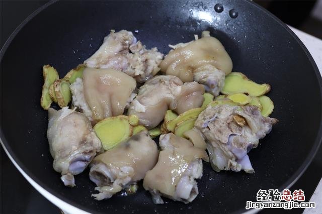 广东猪脚姜坐月子的吃法 熟猪蹄子怎么做好吃家常做法