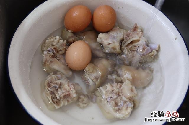 广东猪脚姜坐月子的吃法 熟猪蹄子怎么做好吃家常做法