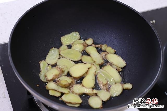 广东猪脚姜坐月子的吃法 熟猪蹄子怎么做好吃家常做法