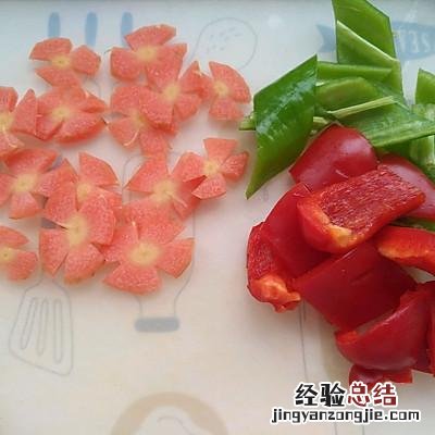 老东北美食炒藕片家常做法 家常炒藕片做法