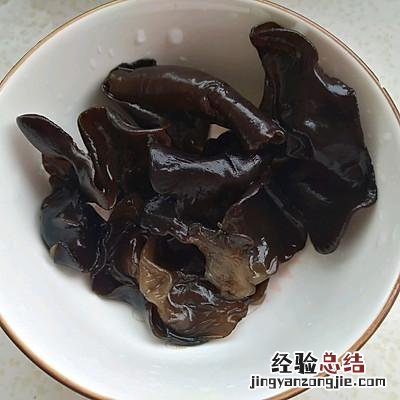 老东北美食炒藕片家常做法 家常炒藕片做法