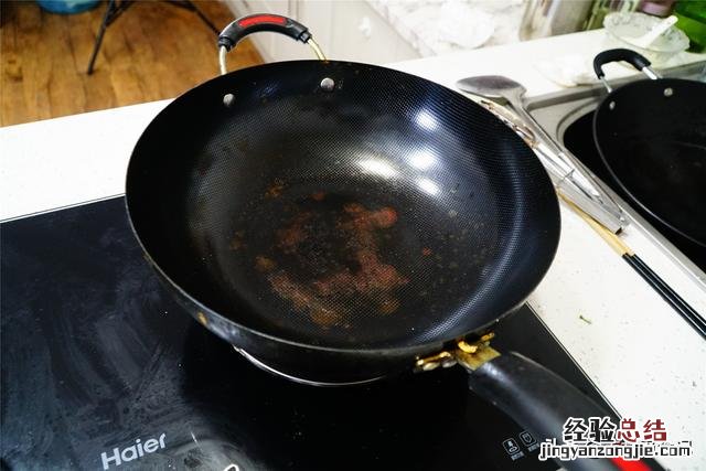 铁锅怎么开锅好用不粘锅 新铁锅如何开锅及养护