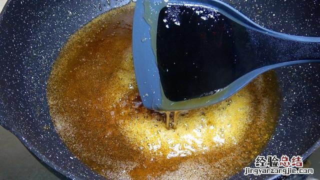 大厨教你在家做红枣核桃芝麻糖 核桃芝麻糖怎么做好吃