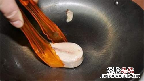 铁锅煮出来有铁锈味怎么去除 铁锅做饭有锈味怎么办