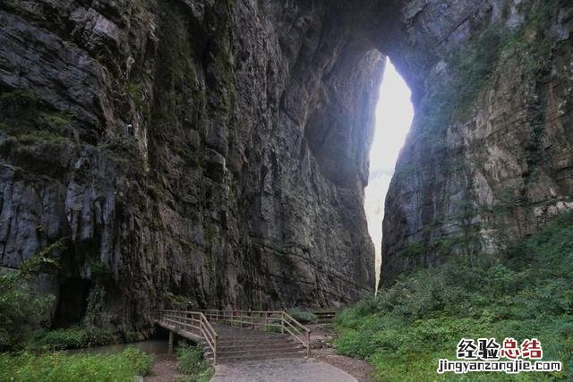 重庆山城旅游线路推荐一下 重庆周边好玩的旅游景点推荐