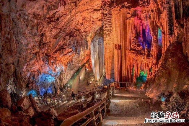 重庆山城旅游线路推荐一下 重庆周边好玩的旅游景点推荐