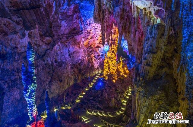 重庆山城旅游线路推荐一下 重庆周边好玩的旅游景点推荐