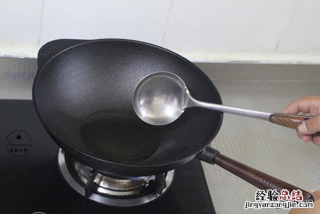 铁锅用一阶段粘锅怎么二次开锅 铁锅用之前怎么开锅