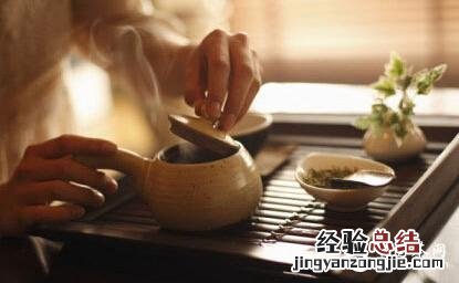 名人对茶的赞美与名句 名人关于茶的经典语句