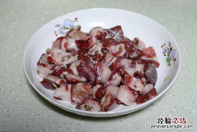 羊肉串的正宗制作方法 怎么制作羊肉串窍门窍门