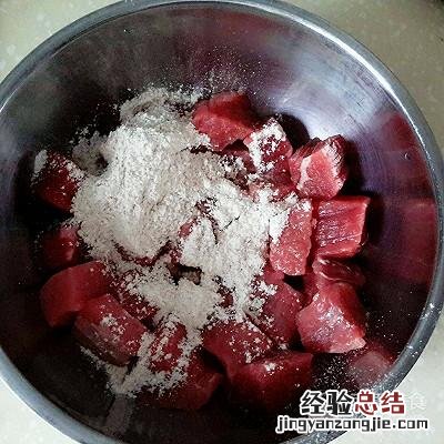 炖牛肉最忌放三种调料 炖牛肉的做法怎样又烂又软
