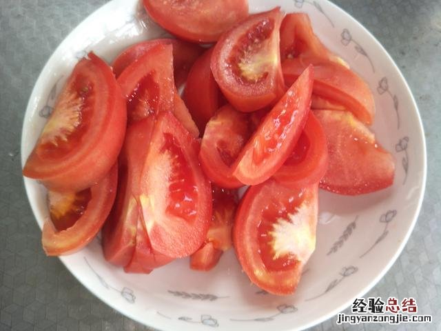 番茄炒蛋什么时候放糖 番茄炒蛋放什么料好吃