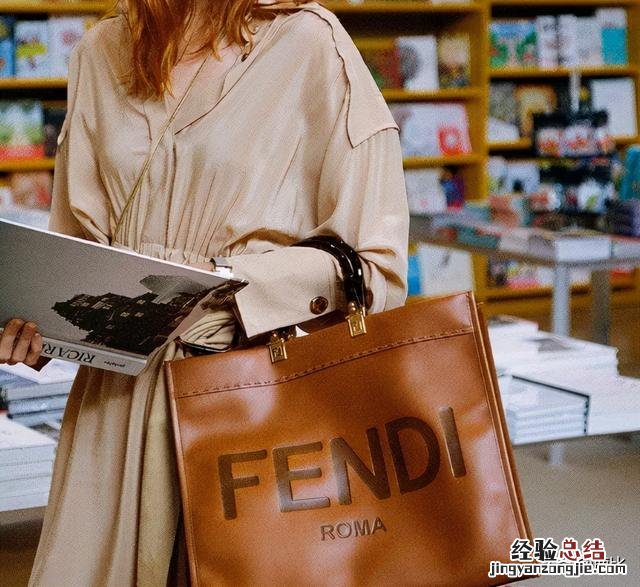 十大必买经典款包包排名 最受欢迎的女士包包