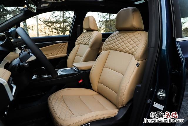 沃尔沃7座suv有几款图片 沃尔沃商务车七座图片及报价