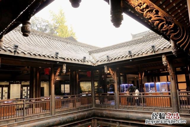 有什么背景令人心疼的总裁文 小说总裁豪门文排行榜