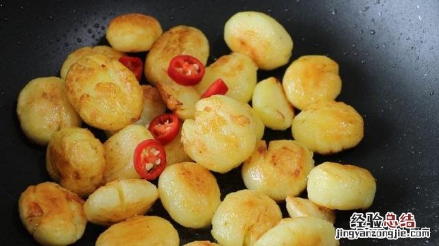 椒盐土豆商业版最正宗的做法 椒盐小土豆做法