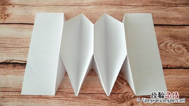 用纸折的又大又简单收纳盒 怎样用两张纸折一个收纳盒