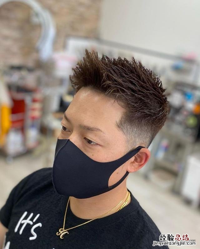 今年流行的男士发型怎么剪好看 男生头发怎么立体有型