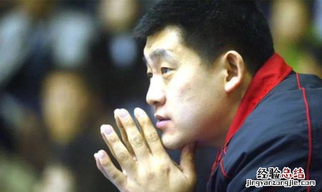 全球历史上十大篮球巨星排名 中国有名的篮球选手