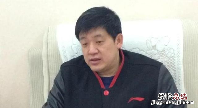 全球历史上十大篮球巨星排名 中国有名的篮球选手