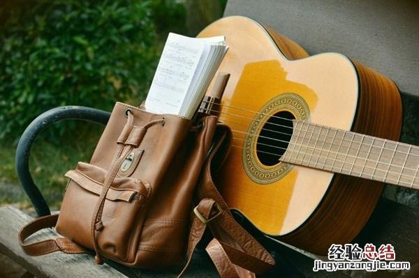 简短深度有哲理的句子 富含哲理的小短句