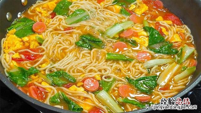 鸡蛋面就要这样做你学会了吗 好吃的鸡蛋面的做法