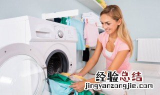 羽绒服能放滚筒洗衣机里甩干嘛 羽绒服可以放滚筒洗衣机里洗吗?