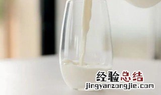 泡奶温度多少合适 夏天泡奶温度多少合适