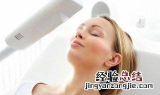 怎样去鼻子黑头简单方法 怎么去鼻子黑头 最简单实用的方法