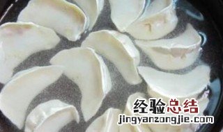 微波炉煮饺子会爆炸吗 微波炉蒸冻饺子的正确蒸方法