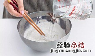 火碱用开水还是凉水 火碱用开水还是凉水呢