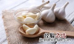 大蒜里面放蜂蜜可以吗 大蒜可以加蜂蜜吗